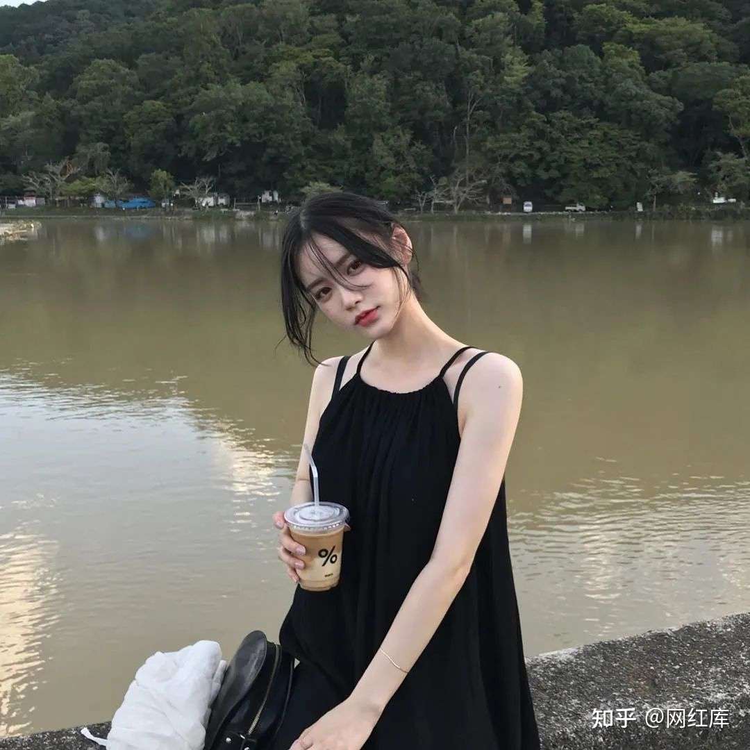 INS美女|韩国模特lxoxoee，神似李一桐的御姐范美女 Facebook-第9张