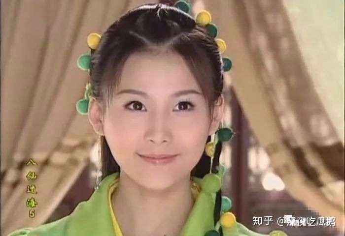 搭上过超级富二代秦奋,被王思聪下手撕,贾青还真是个有故事的人插图4 搭上过超级富二代秦奋,被王思聪下手撕,贾青还真是个有故事的人插图4