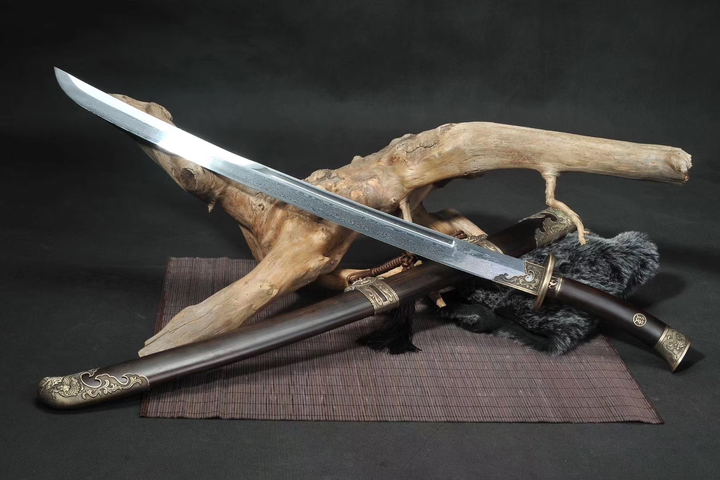 看到这种刀还挺好看的,请问是什么刀呀?