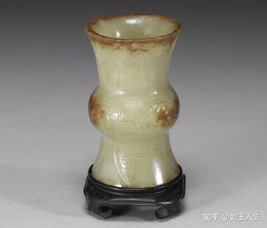 清宫旧藏里形似花瓶的 玉觚 究竟是什么 知乎 清宫旧藏里形似花瓶的 玉觚 究竟是什么 知乎