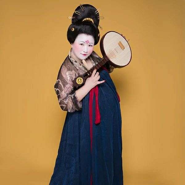 胖胖的女生怎样选汉服啊?