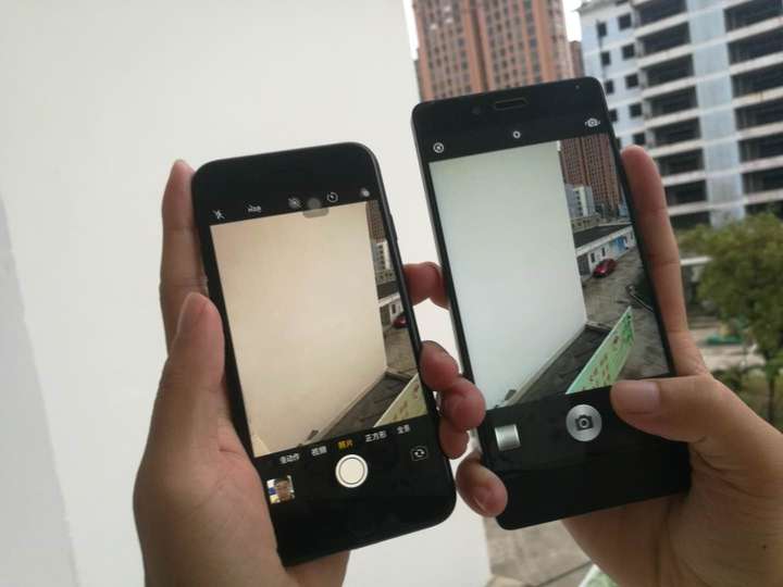 发现iphone7拍照效果还不如iphone4s这正常吗?