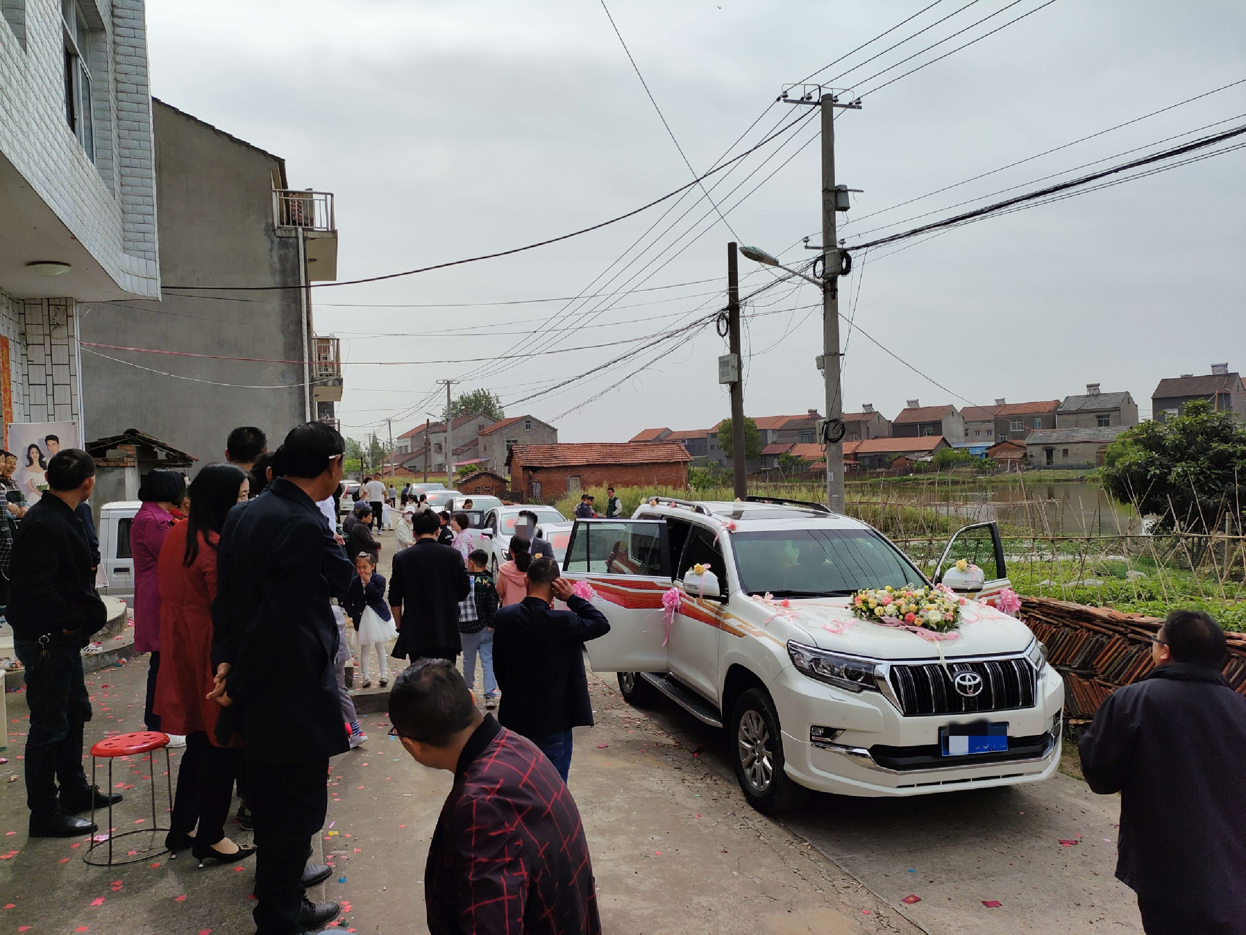 刘夏look生活 的想法: 农村接亲