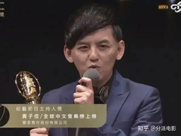 《驯鹿宝贝》凝视、跟踪、迷奸、网飞又出禁忌题材!