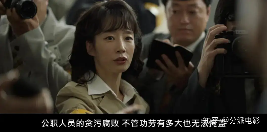 《稻草人》冷门逆袭黑马，这部剧惊悚又烧脑！