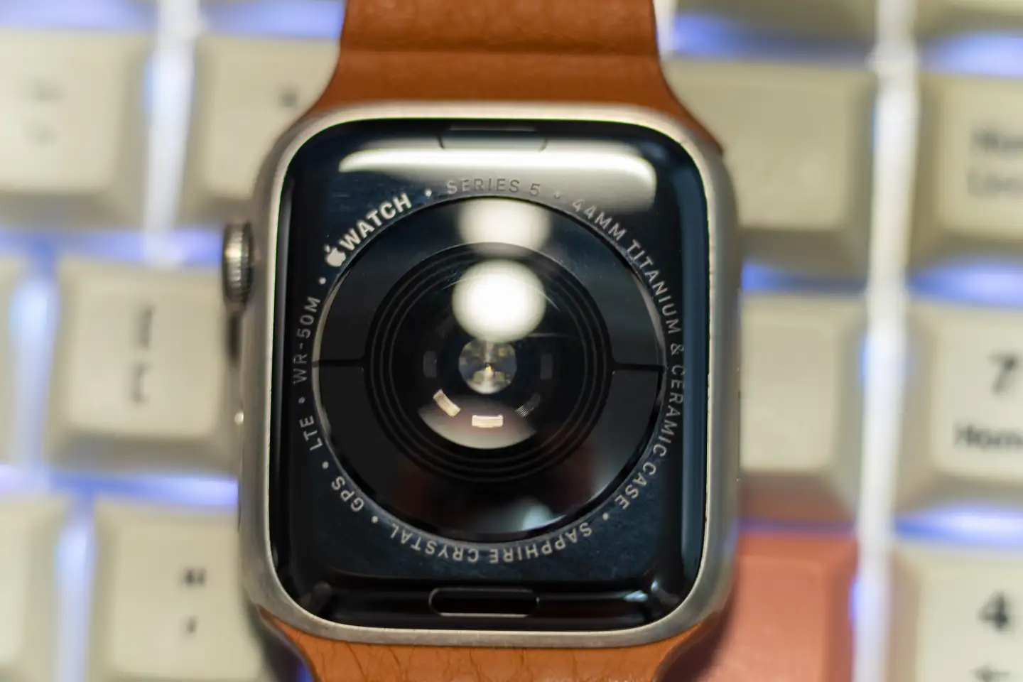 Apple Watch Series 5 Edition Review - 知乎