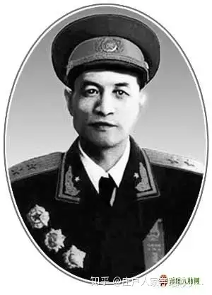 55年授衔,王诤被授中将衔.当然,王诤也绝对对得起朱毛的信任.