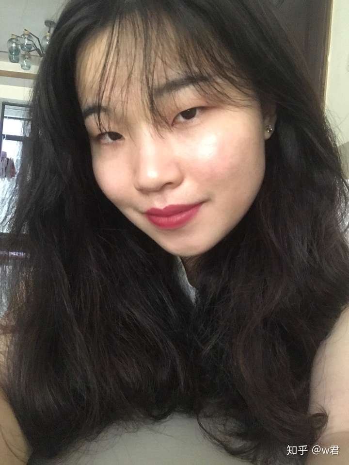 不要碧莲贴一张,眼睛细长,但本人其实不凶的,想要大家的建议