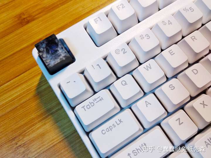 贼鸥plus2 茶轴款