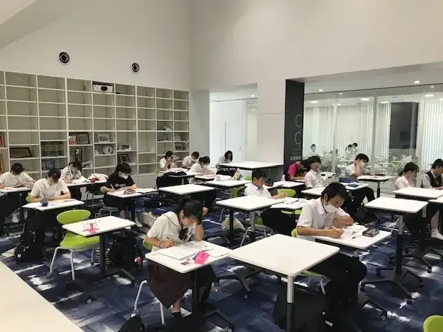 请输入图片描述