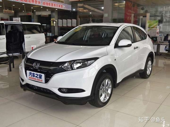 预算落地15万suv,女生,想一步到位,合资还是国产?有推荐的车型吗?
