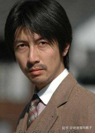 《三体》电影中,谁演罗辑比较合适? - 知乎