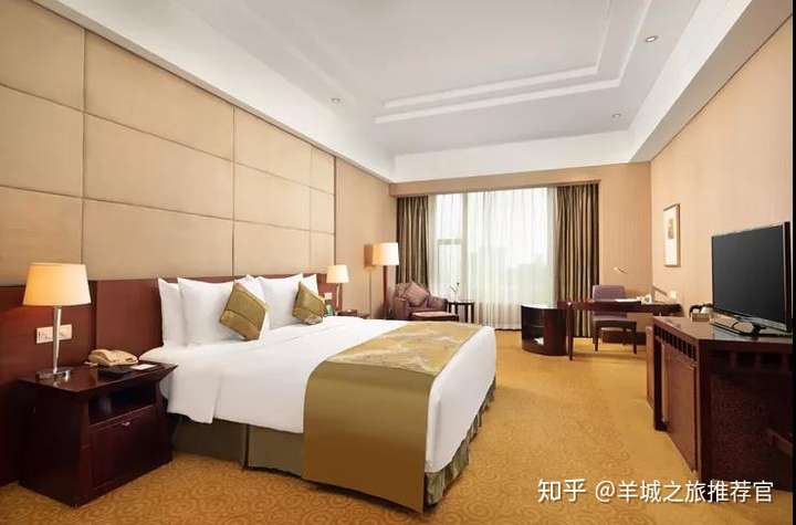499住佛山哥顿酒店 早餐 海鲜自助晚餐 空中花园泳池~龙虾鲍鱼海鲜