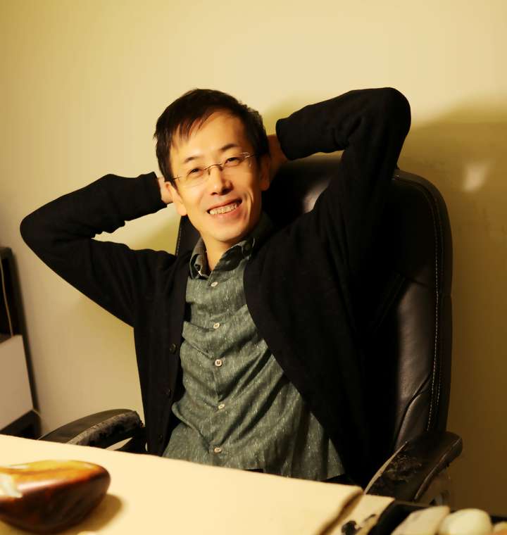 海派玉雕大师卢智勇沐魏晋之遗风白籽玉以见素