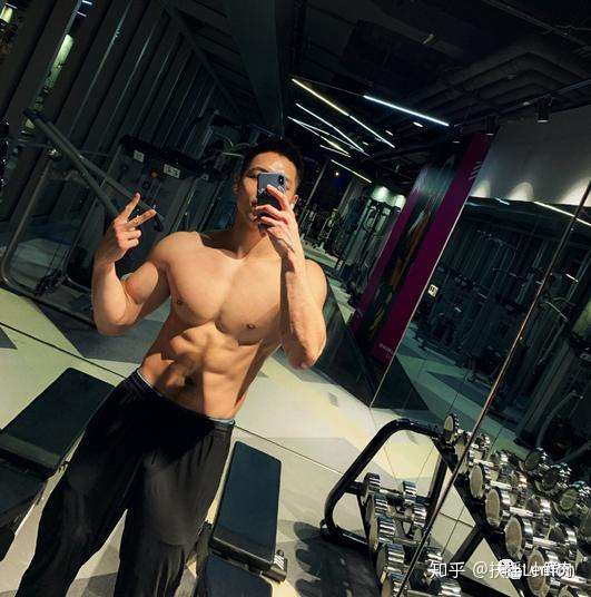 强撩宁静的土味肌肉小狼狗原来是他 被节目组设计黑惨了 知乎