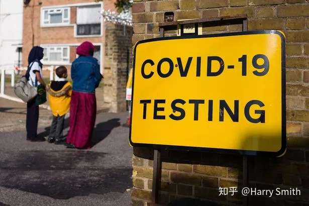 英国第二波新冠疫情正在到来鲍里斯已在考虑是否施加封锁限制
