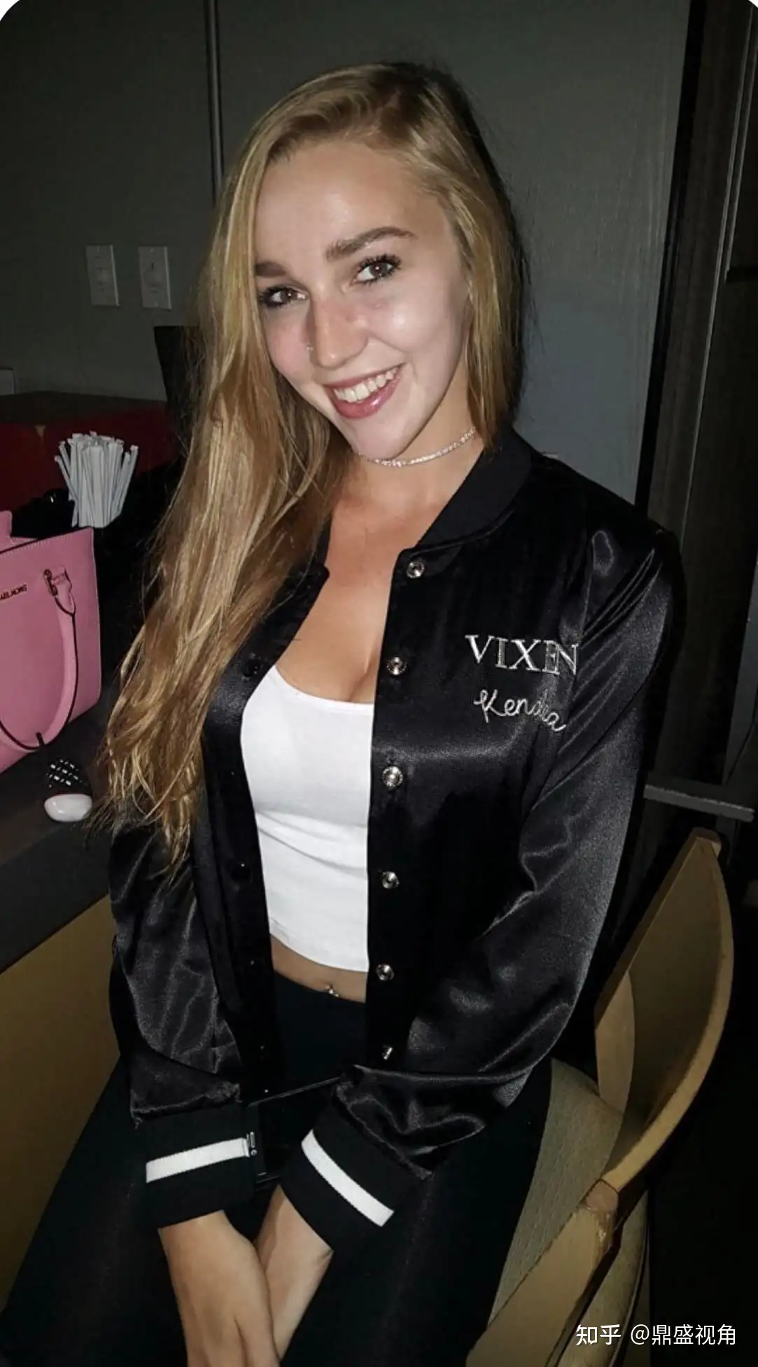 肯德拉·桑德兰(Kendra Sunderland)，因图书馆出道的业界双馨女孩- 知乎
