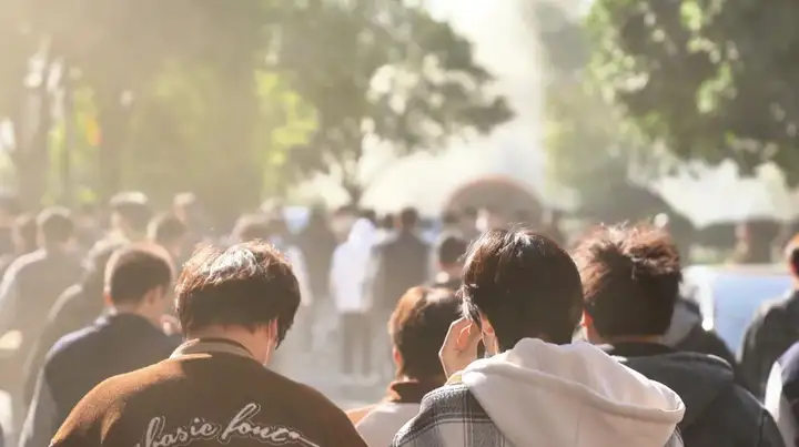 安全记于心 行动践于行|富阳校区开展消防安全演练活动(图1)