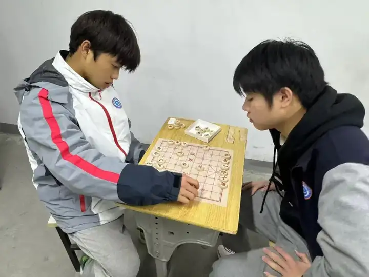 楚河汉界 棋誉聚智 | 塘栖校区第四届“棋誉杯”象棋比赛(图4)