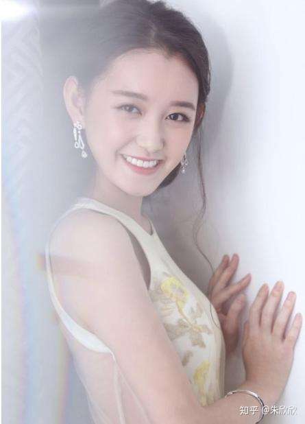 蒋依依保持体重88斤,坦言从不吃这一食物,大多数人每天都在吃插图3 蒋依依保持体重88斤,坦言从不吃这一食物,大多数人每天都在吃插图3