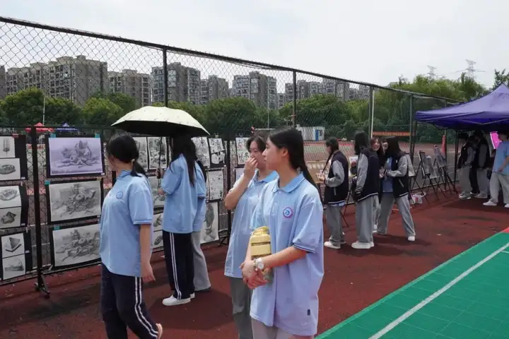 【活力校园】游园笑语盈满路 艺彩纷呈映青春 | 我校塘栖校区组织开展游园会活动!(图20) 【活力校园】游园笑语盈满路 艺彩纷呈映青春 | 我校塘栖校区组织开展游园会活动!(图20)