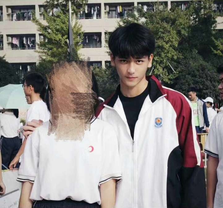 你见过最帅的高中男生长什么样