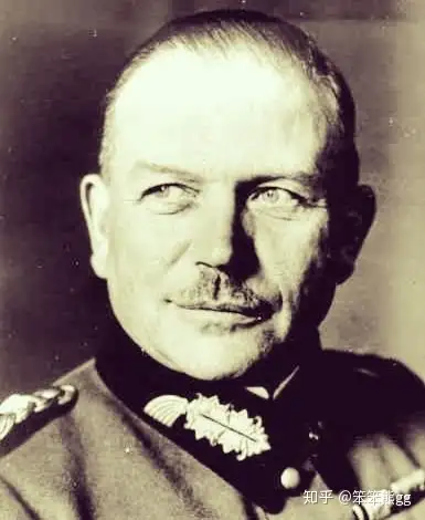 甚至德军第24摩托化军的军长施彭韦堡将军(后来的西线装甲集群司令)