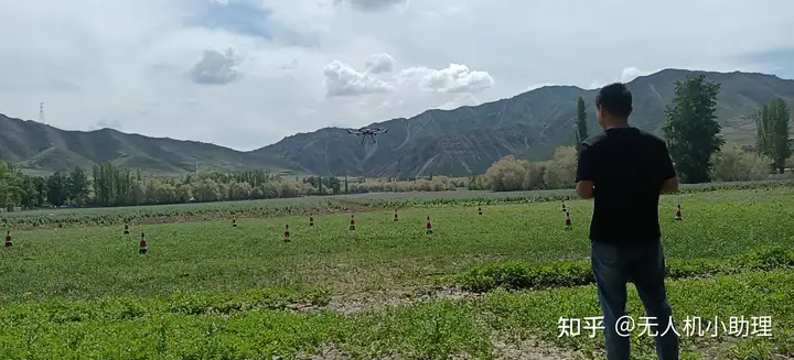 新疆无人机+应用丨无人机新视界：航拍揭秘新疆的美妙风光