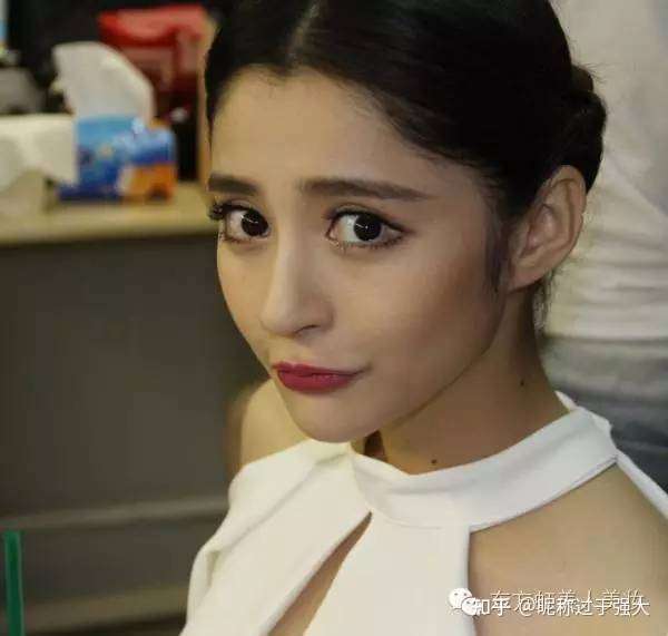 %title插图%num 哪些明星的脸已经/快要崩了?