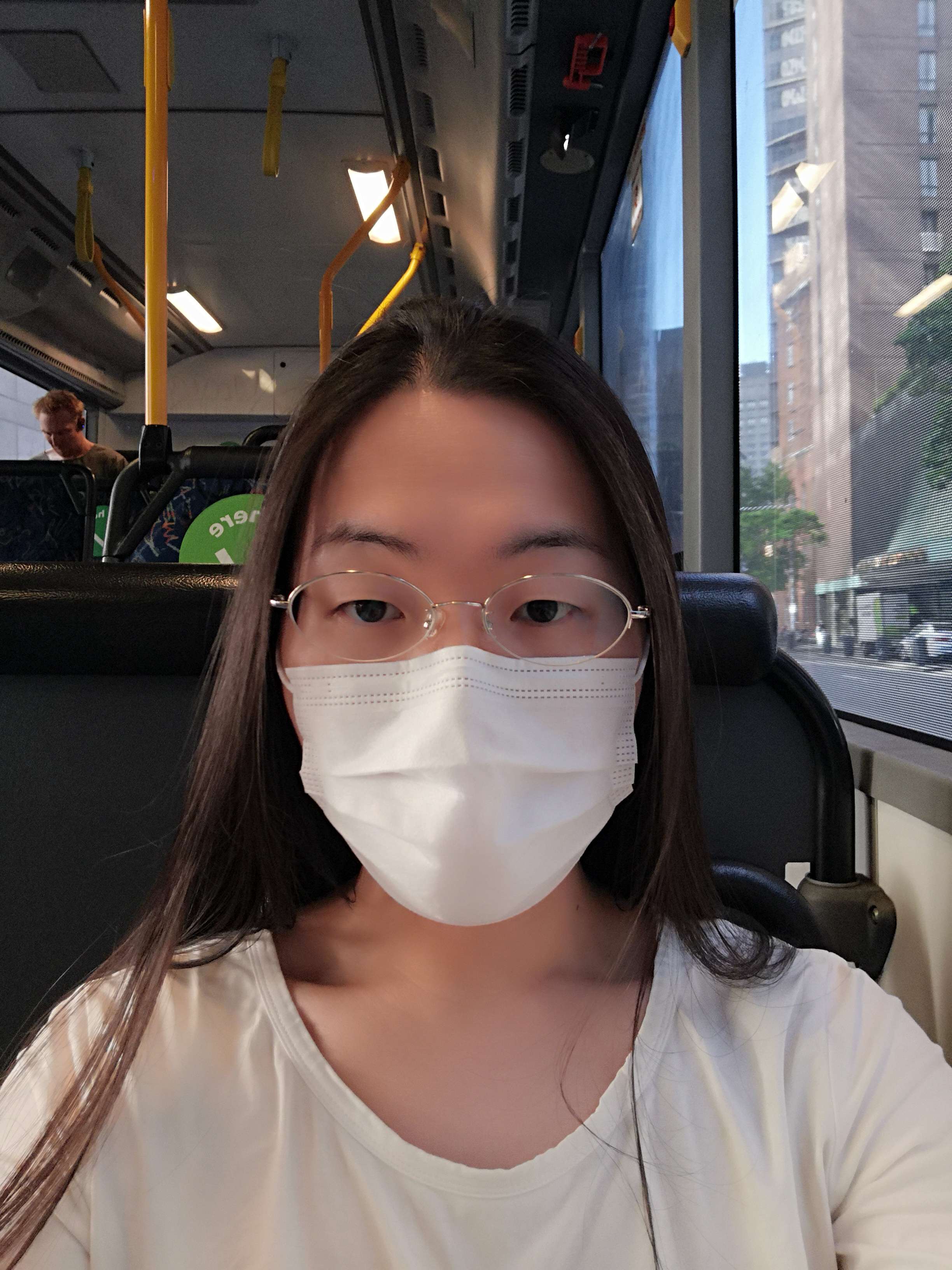 据说戴口罩拍照能加颜值