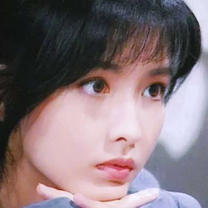 嘻嘻,留个赞再走哦 如果感兴趣可以关注微信公众号「 小仙女专属头像