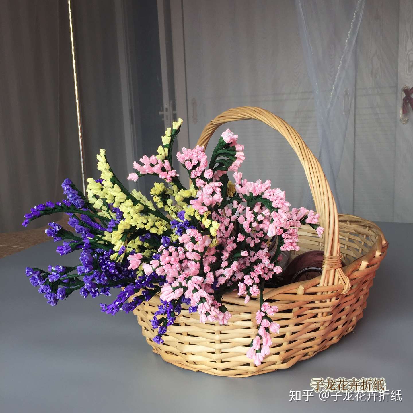 皱纹纸花勿忘我折纸教程和作品展示 知乎