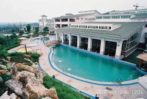 【收藏】四川温泉旅游大全，四川十大温泉，四川泡温泉去哪里？四川温泉度假村有哪些？四川冬季泡温泉的好去处好地方在哪里？泡温泉的注意事项有哪些？