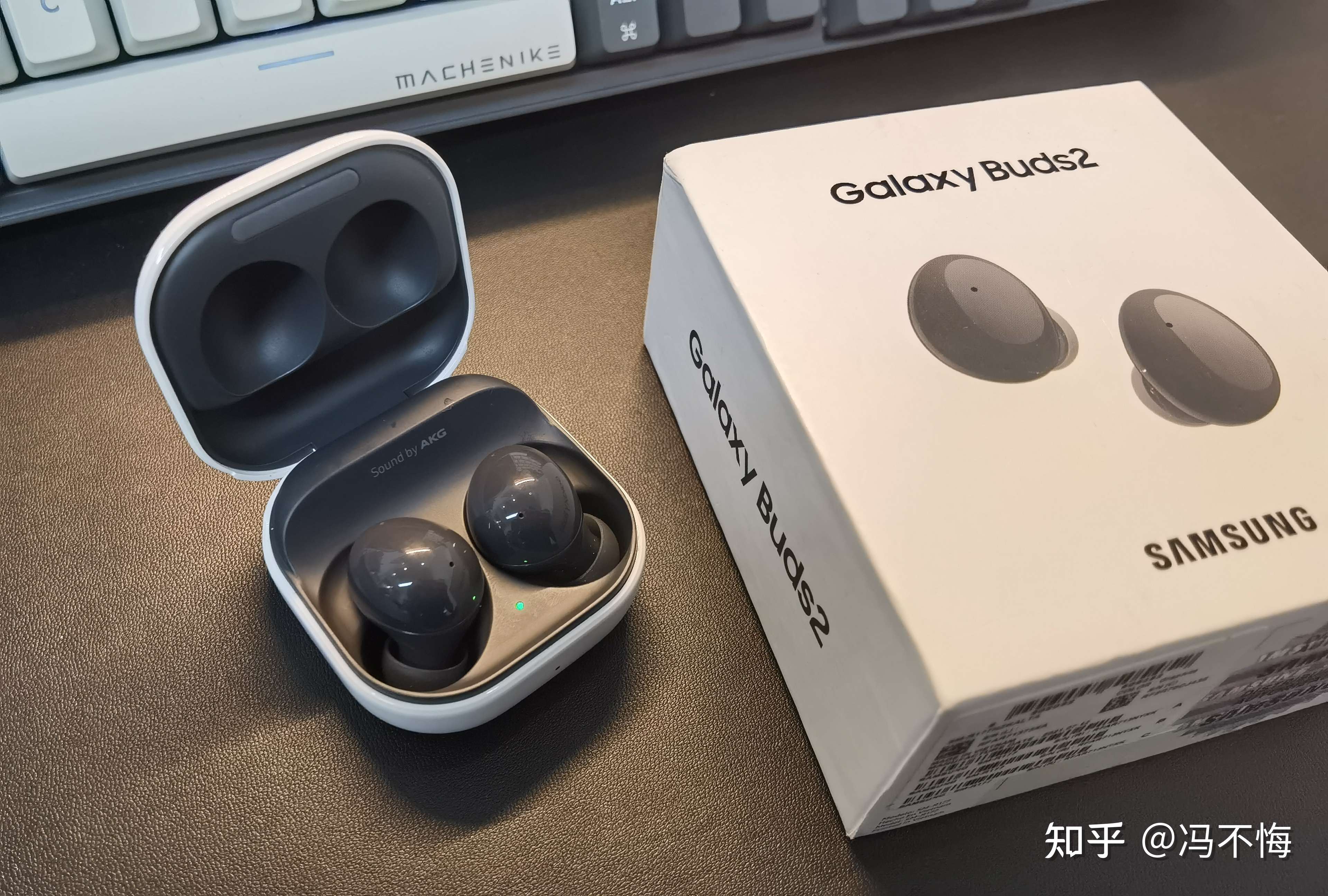 新款的三星buds2蓝牙耳机,真的太小了,音质,降噪都很好爱了