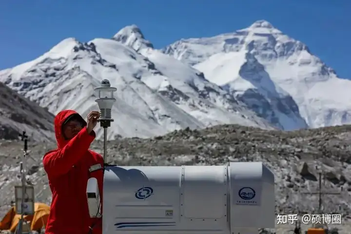 中国科考队首登珠峰以外超8千米高峰（我国珠峰高程测量登山队成功登顶） 第7张