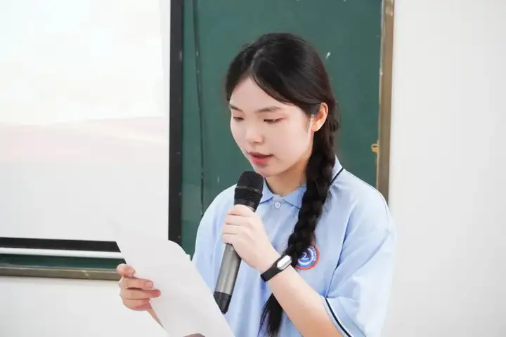 【红色校园】护旗薪火传使命 青春热血启征程 | 塘栖校区国旗护卫队交接仪式圆满落幕！(图12)