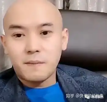 小伊伊被曝霸权打骂女徒,逆徒重返牌牌琦公司,平台品牌与杂牌共存