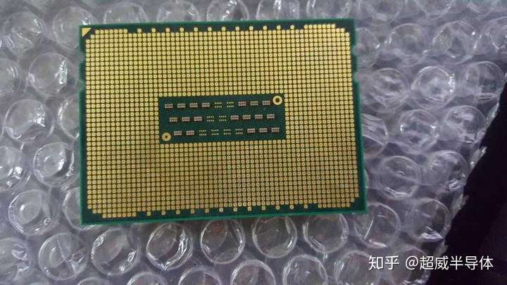 (图源网络,侵删) _______分割线_______ 当然选择皓龙6128啦 1.