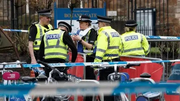 恐袭不断！英国伦敦等四地发现可疑爆炸包裹，留学还能安全？