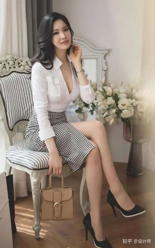 女生通用的8个拍照姿势，教你摆拍出最美的pose - 墨华网 (图15)