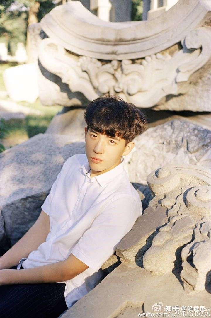 如何评价明日之子第二季的王安宇