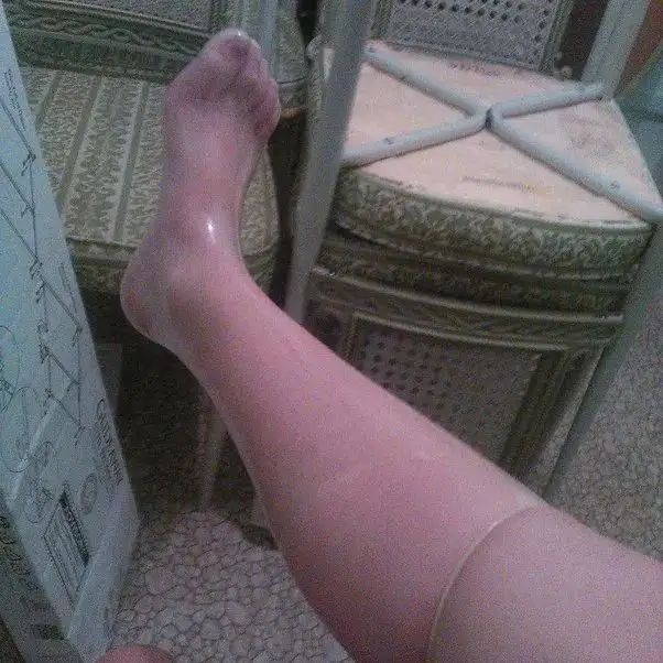 Woman puts condom on leg to prove men aren't 'too big