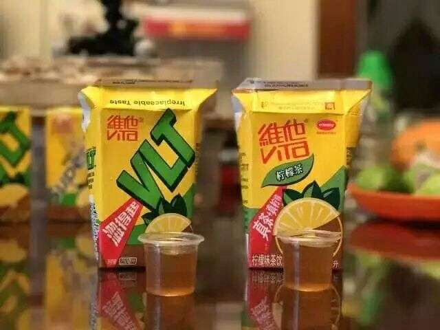 “网红茶”维他柠檬茶,和普通的冰红茶有很大不同?