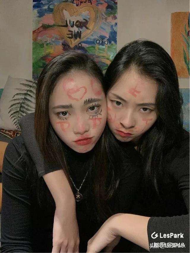 看完这对超甜les拉拉cp 我先弯为敬 知乎