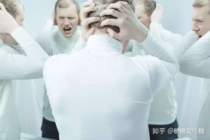 健康问题认知不高还不是重点,重点是什么,对于有 中,重度精神问题的人