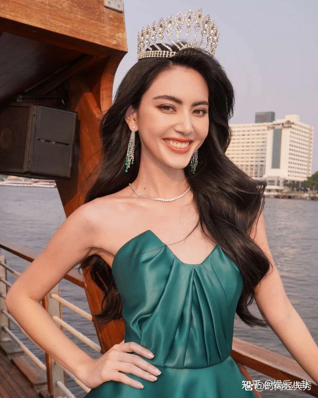 娱乐八卦 的想法: #余俪# #jonanna randy# #娱乐明星# #娱… - 知乎