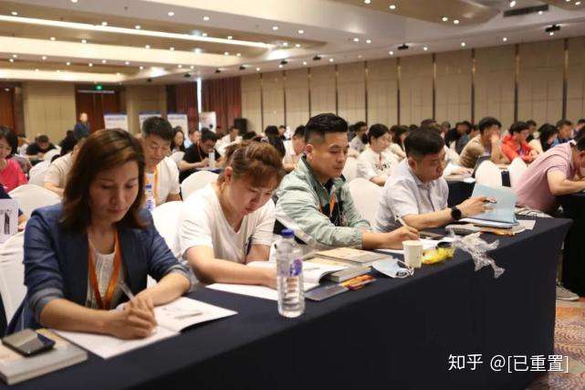 刘圻 zhuanlan.zhihu.com