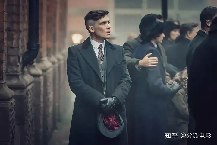 网飞《绅士们》另类黑帮题材,血腥、暴力又幽默!
