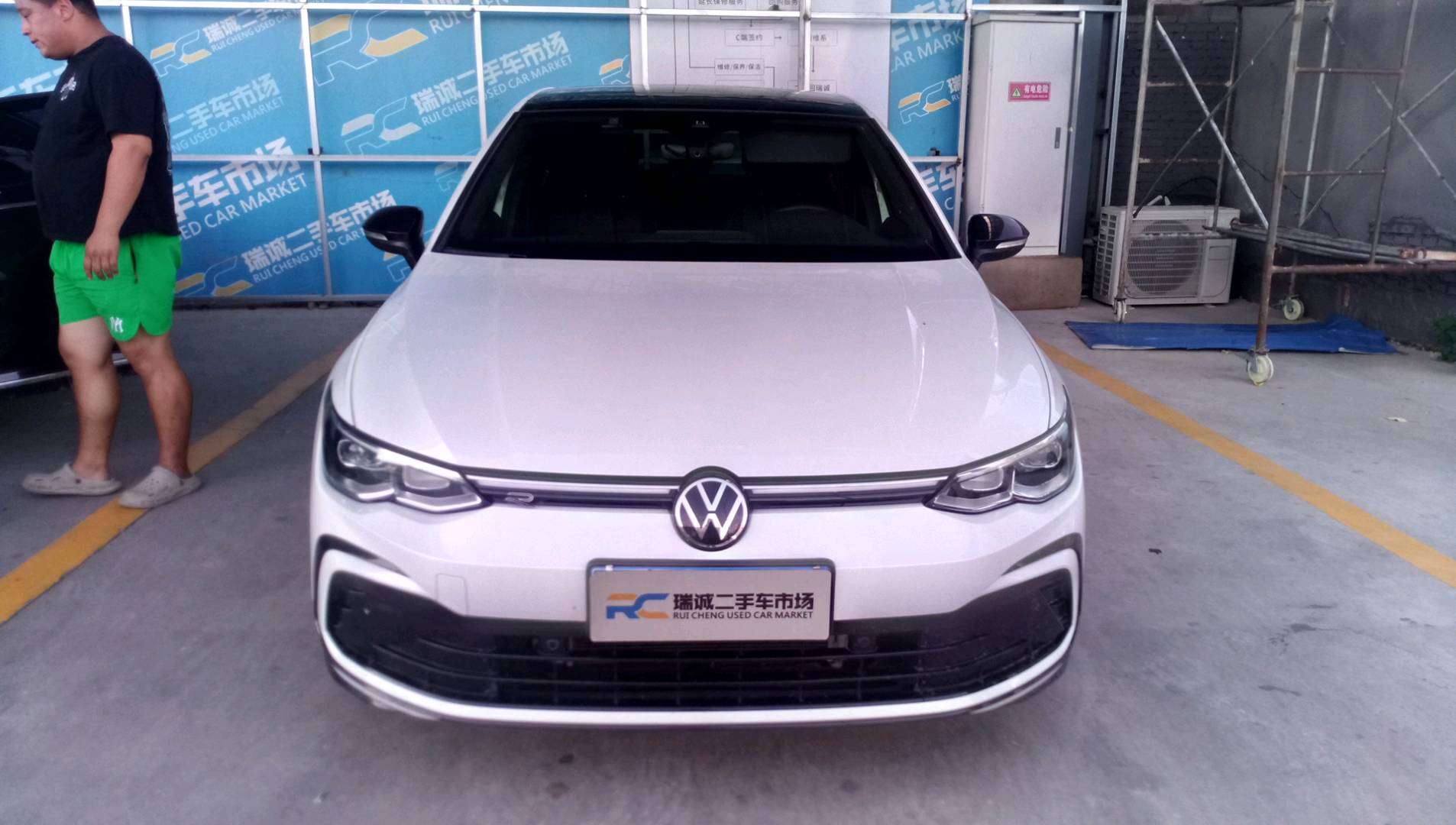 石家庄瑞诚二手车市场 的想法: 大众 高尔夫 2021款 280tsi dsg r