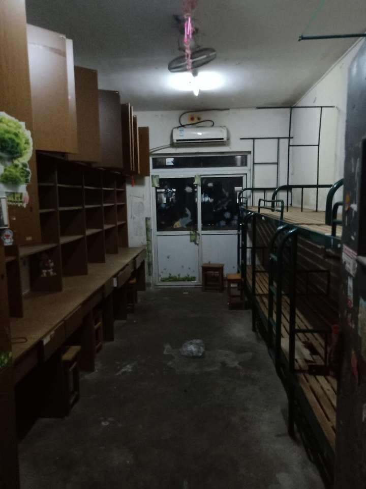 安徽工业大学的宿舍条件如何?校区内有哪些生活设施?